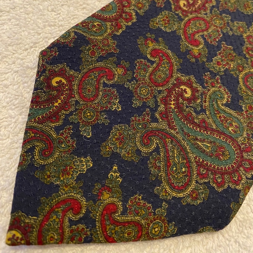 Brand New Vintage Tie By HENRI CHRISTIAN